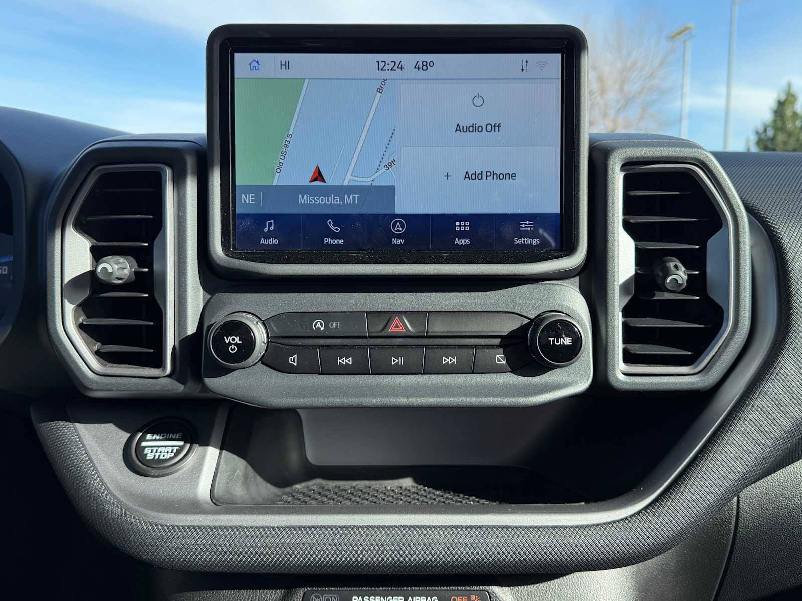 Thumbnail: 2022 Ford Bronco Sport - 16