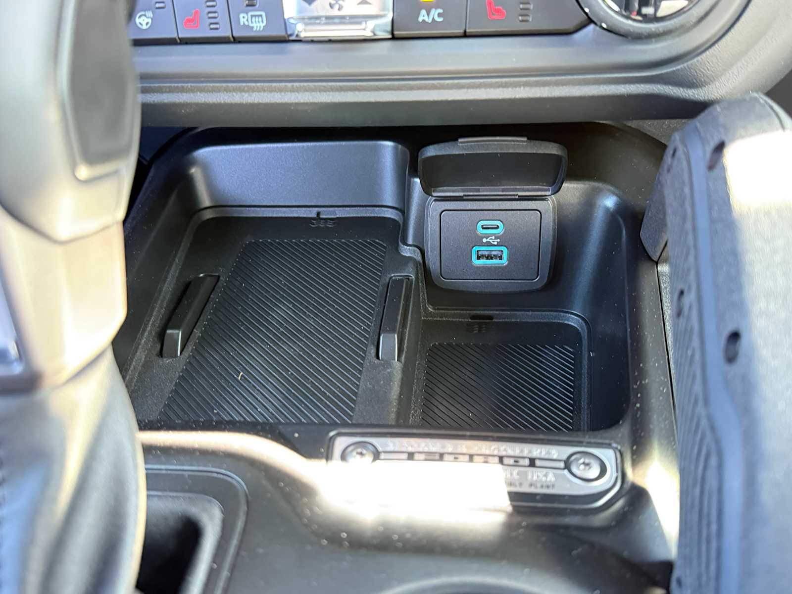 Thumbnail: 2025 Ford Bronco - 20