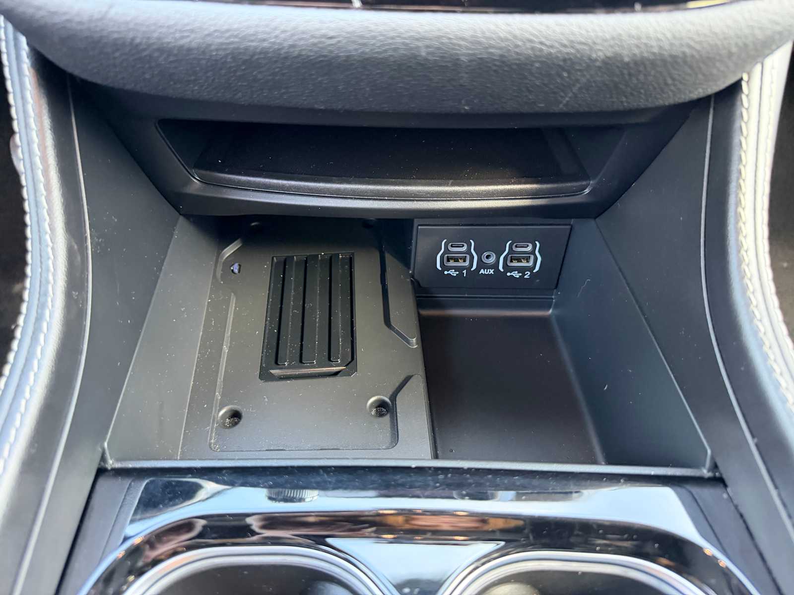 Thumbnail: 2025 Chrysler Pacifica - 18