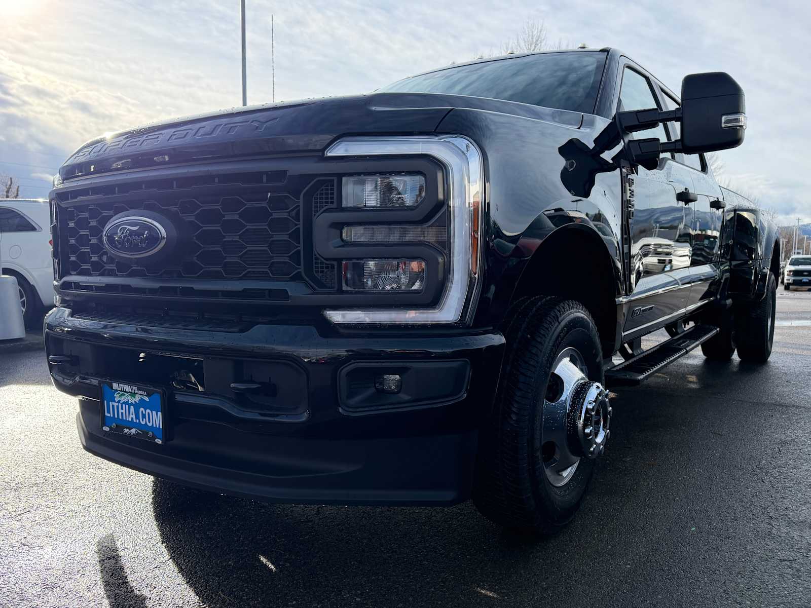 2026 Ford F-350 Super Duty XL's photo