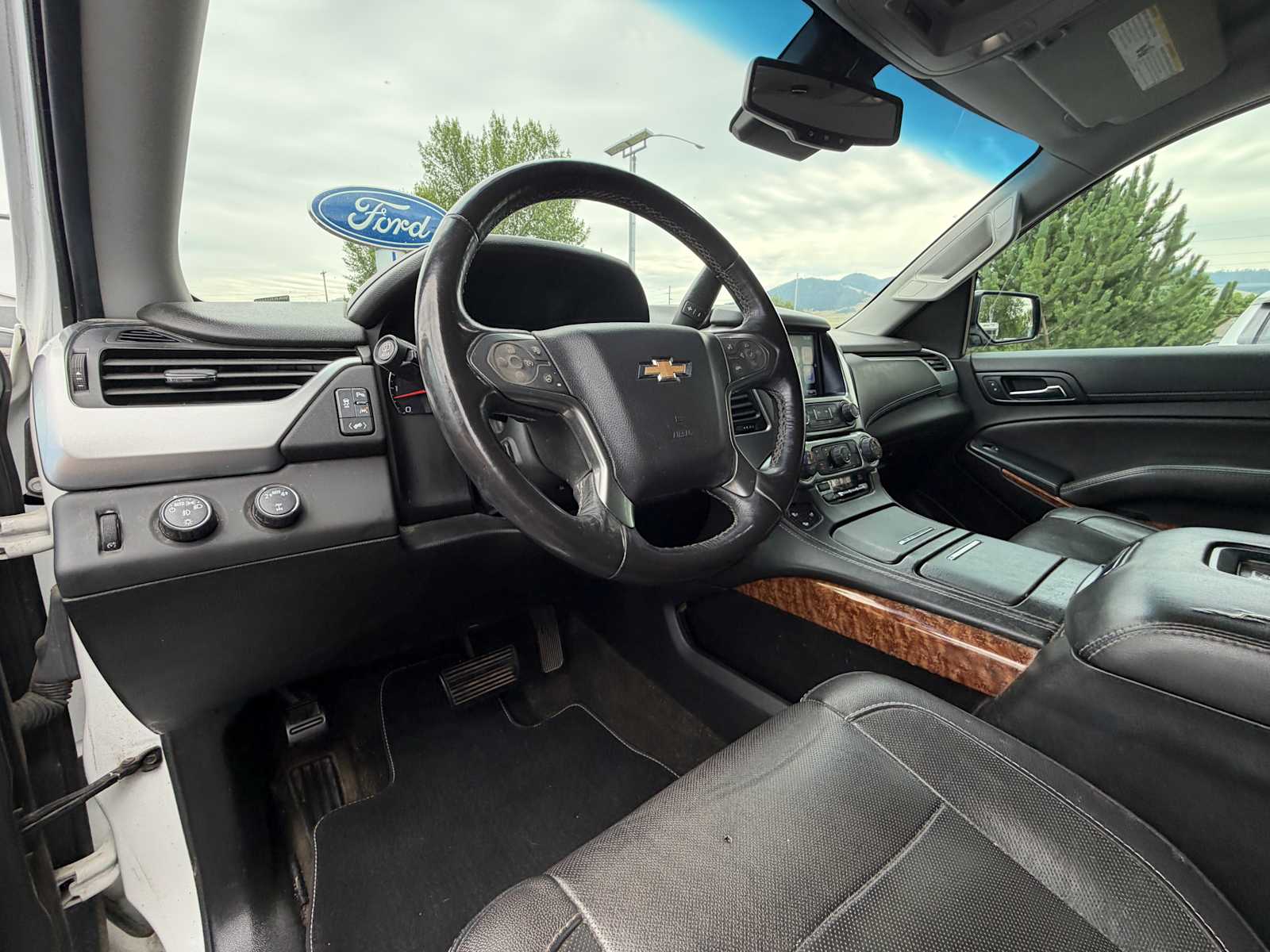 Thumbnail: 2018 Chevrolet Tahoe - 13