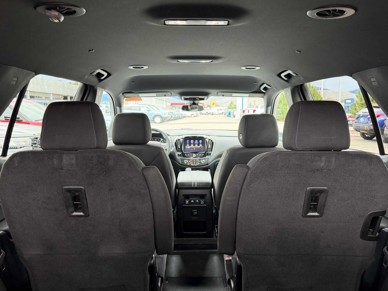 Thumbnail: 2023 Chevrolet Traverse - 27