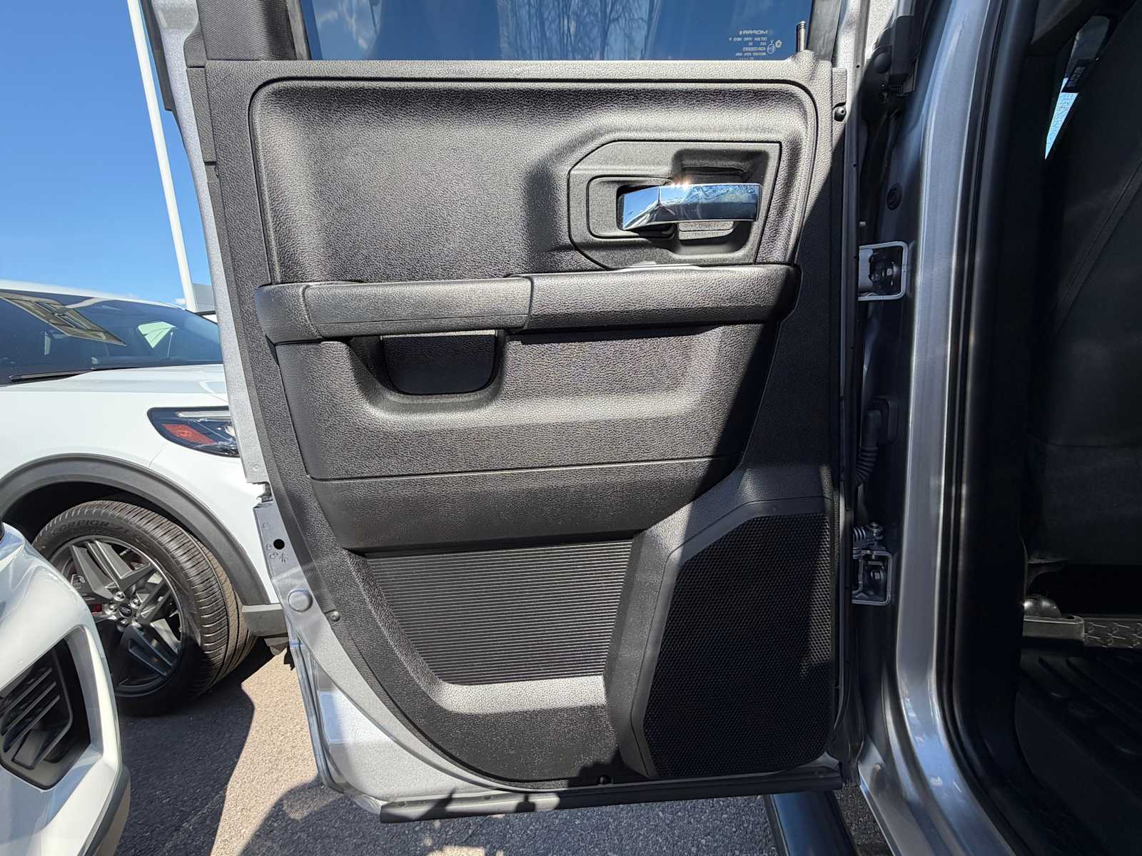 Thumbnail: 2021 RAM 1500 Classic - 25