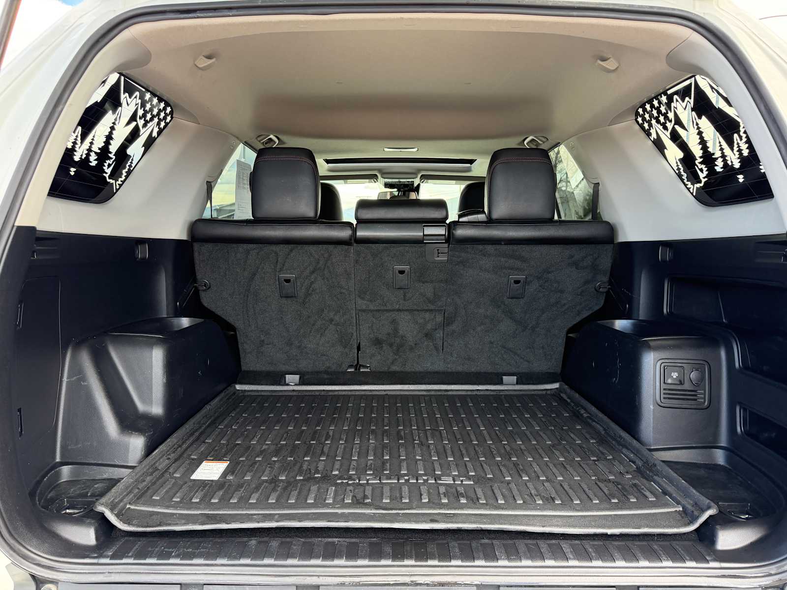 Thumbnail: 2022 Toyota 4Runner - 10