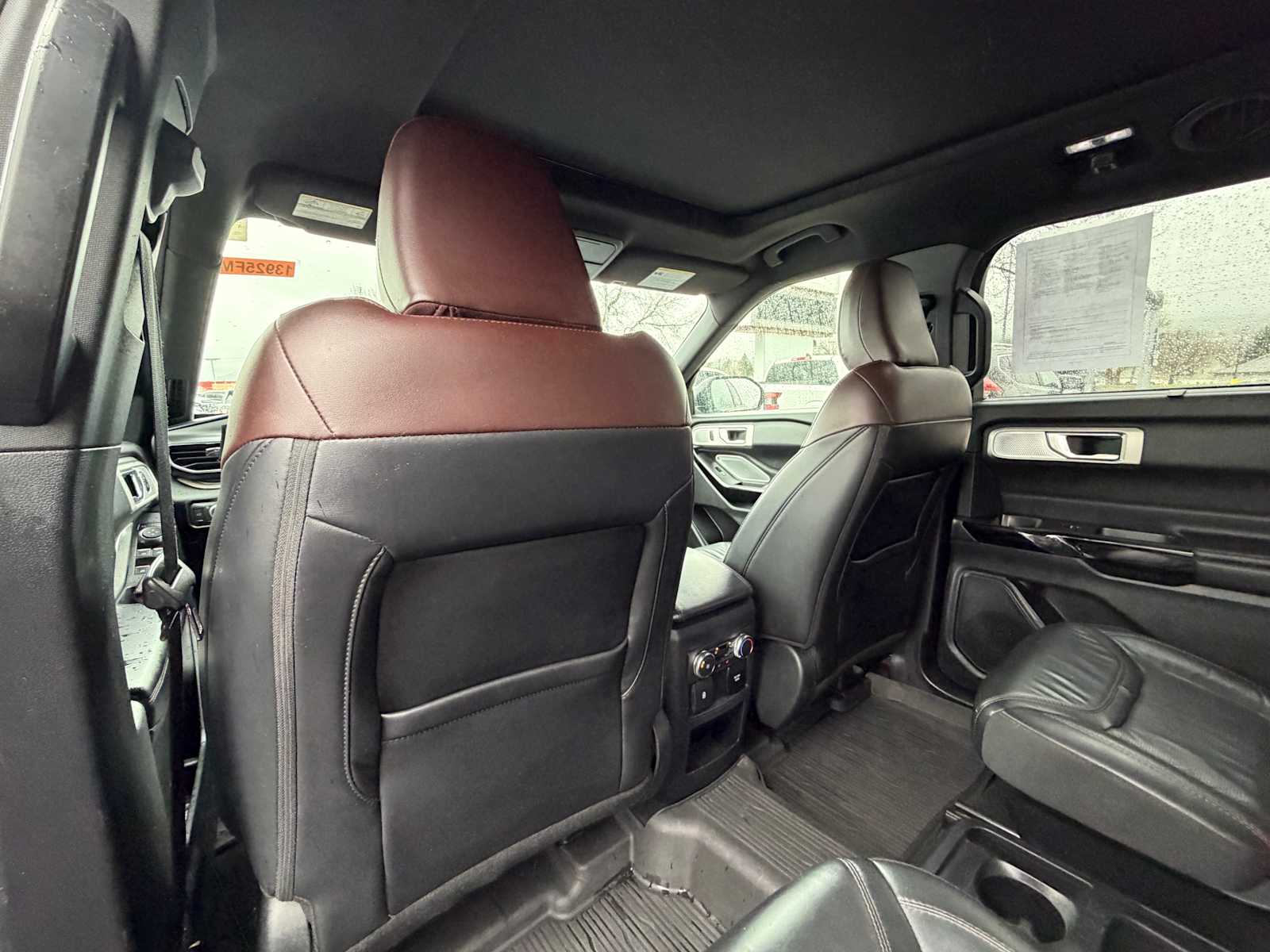 Thumbnail: 2021 Ford Explorer - 27