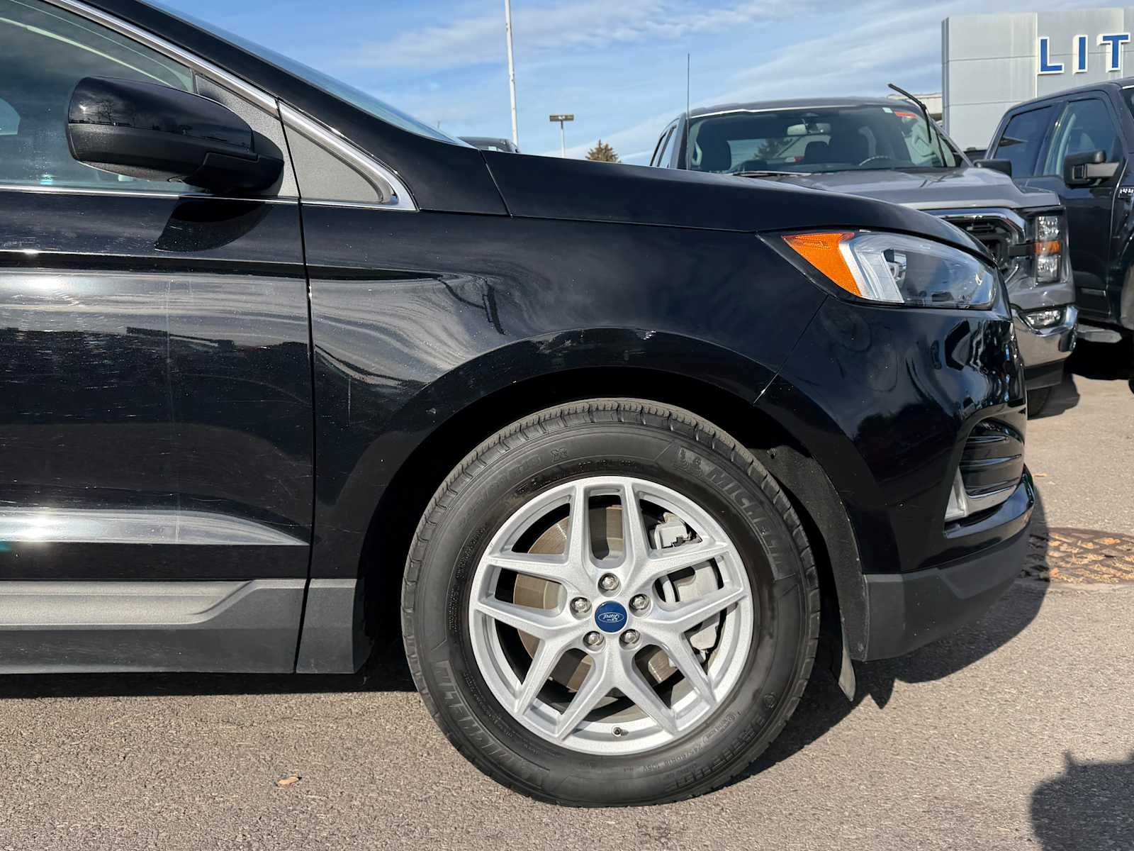 Thumbnail: 2022 Ford Edge - 5