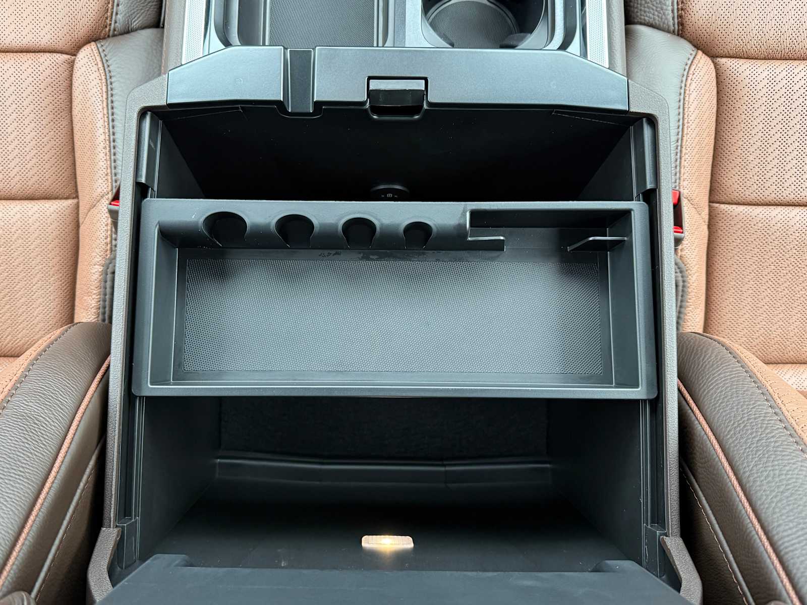 Thumbnail: 2026 Ford F-350 - 26