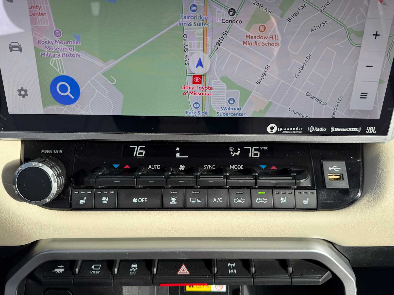 Thumbnail: 2022 Toyota Tundra - 17