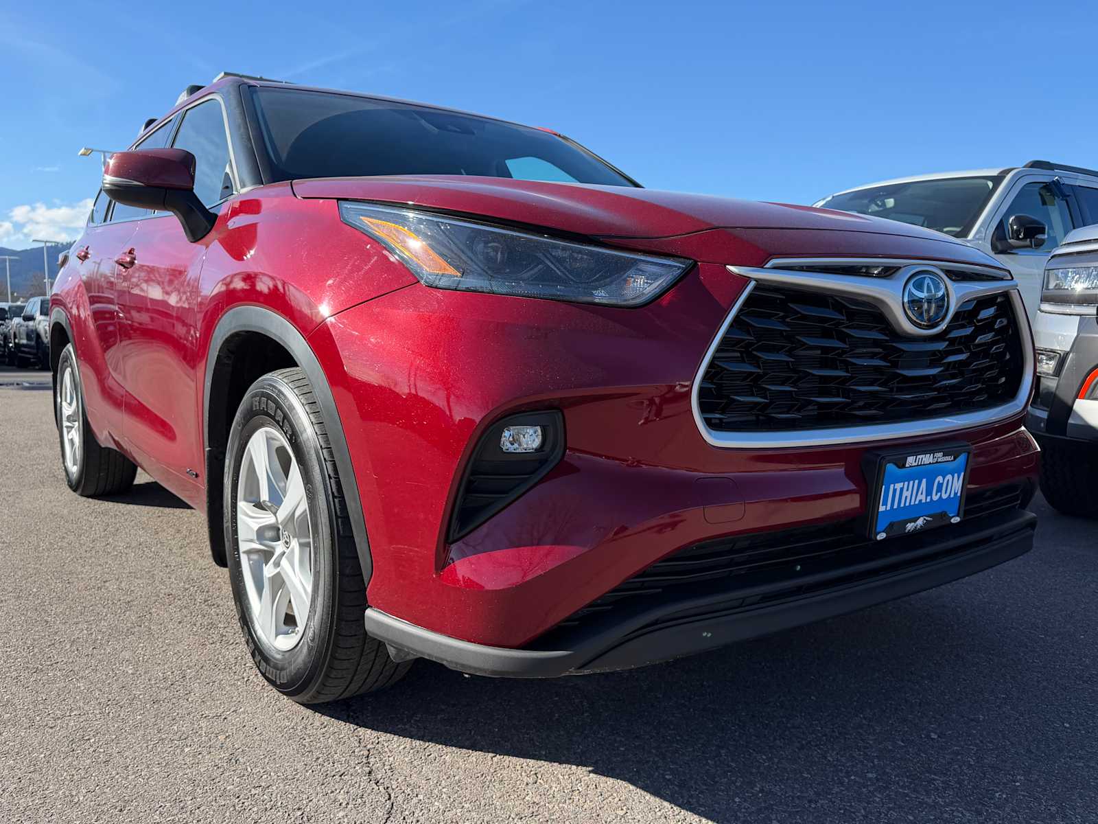 Thumbnail: 2022 Toyota Highlander - 4