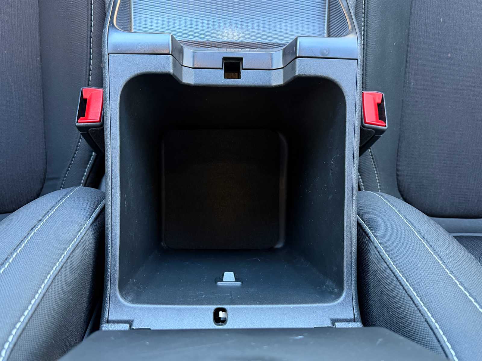 Thumbnail: 2024 Jeep Grand Cherokee - 24