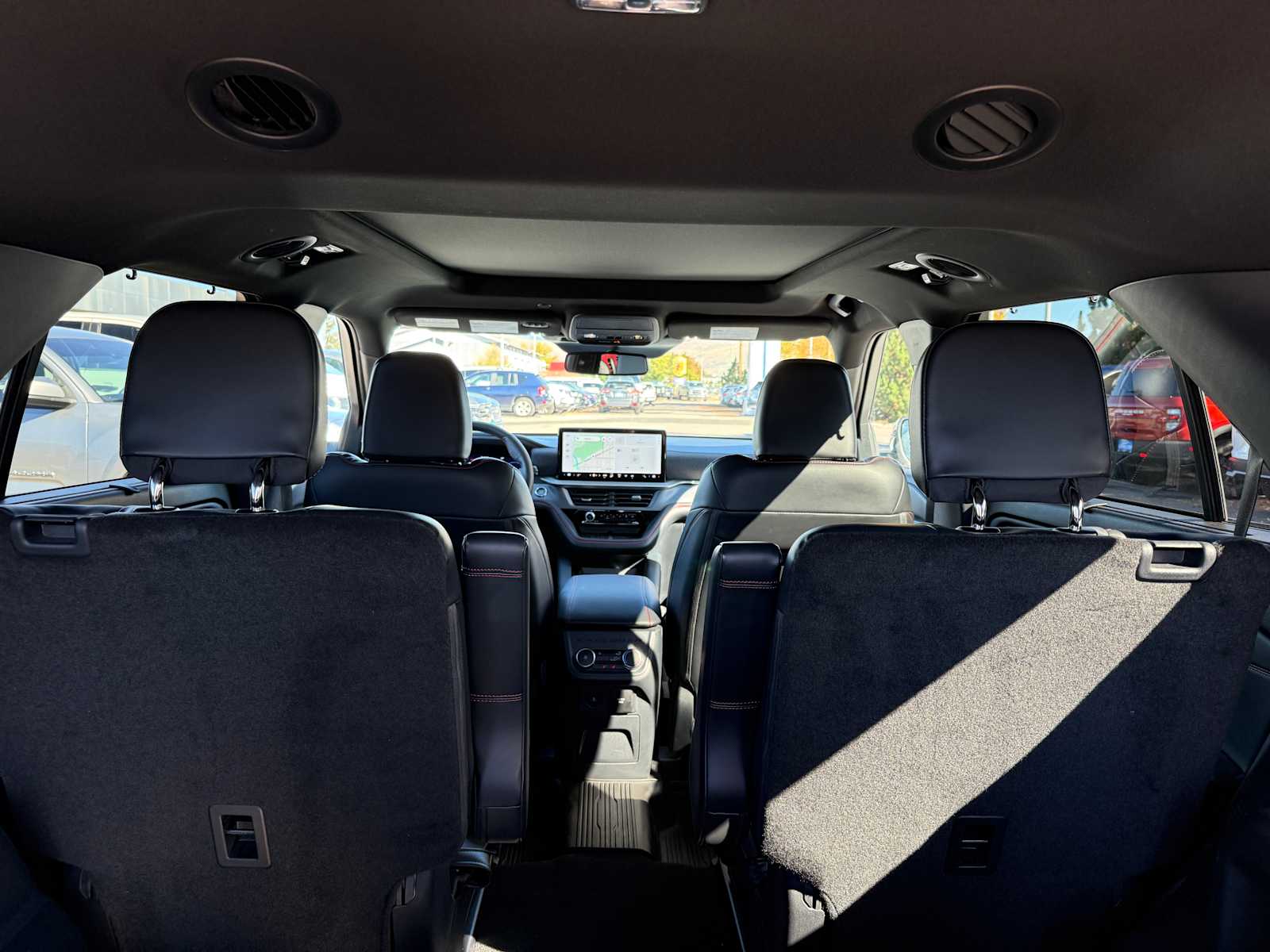 Thumbnail: 2025 Ford Explorer - 30