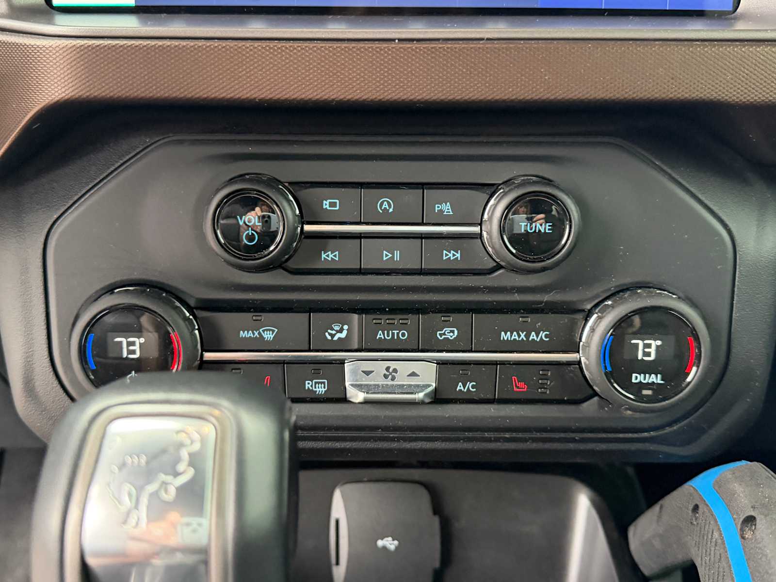 Thumbnail: 2023 Ford Bronco - 19