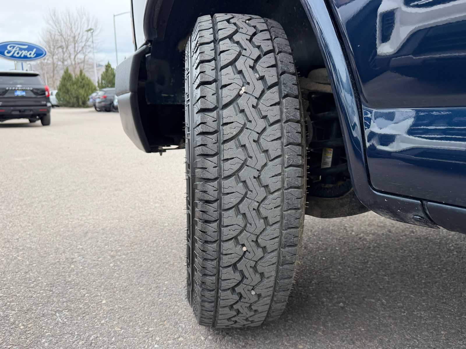 Thumbnail: 2015 Chevrolet Express - 31