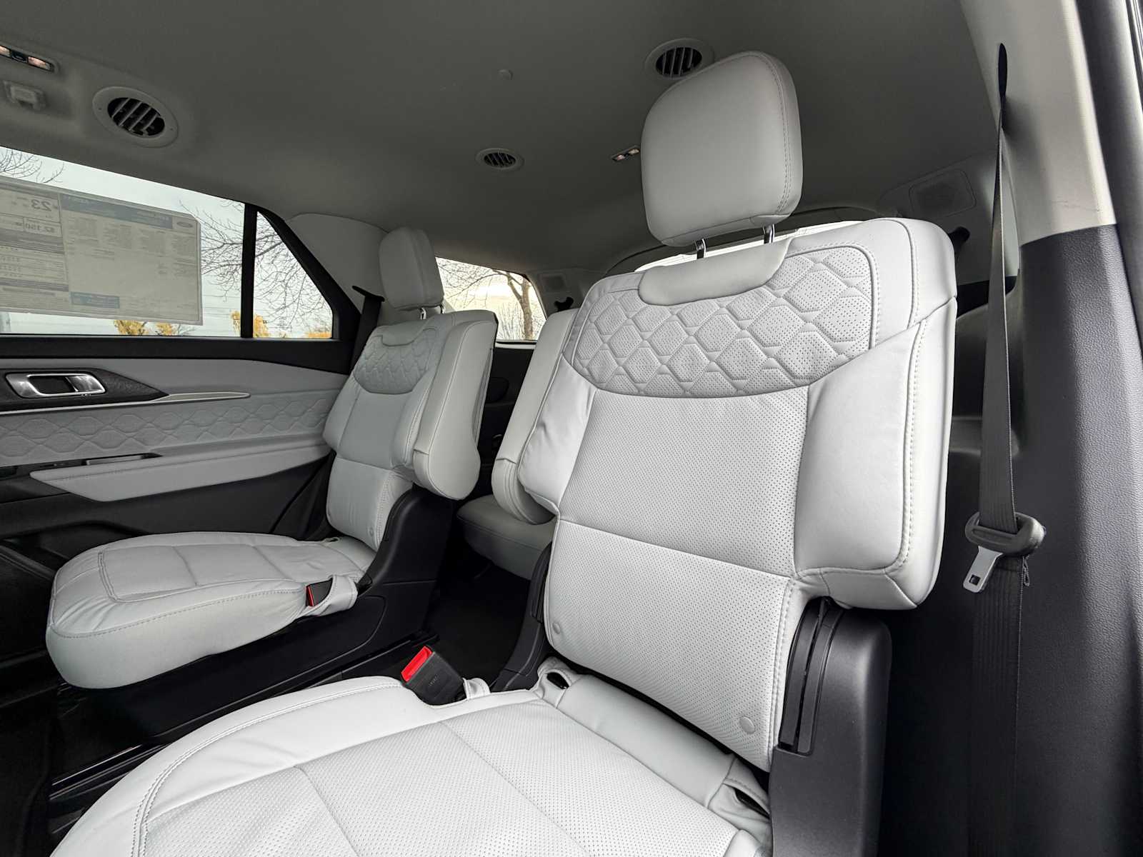 Thumbnail: 2026 Ford Explorer - 25