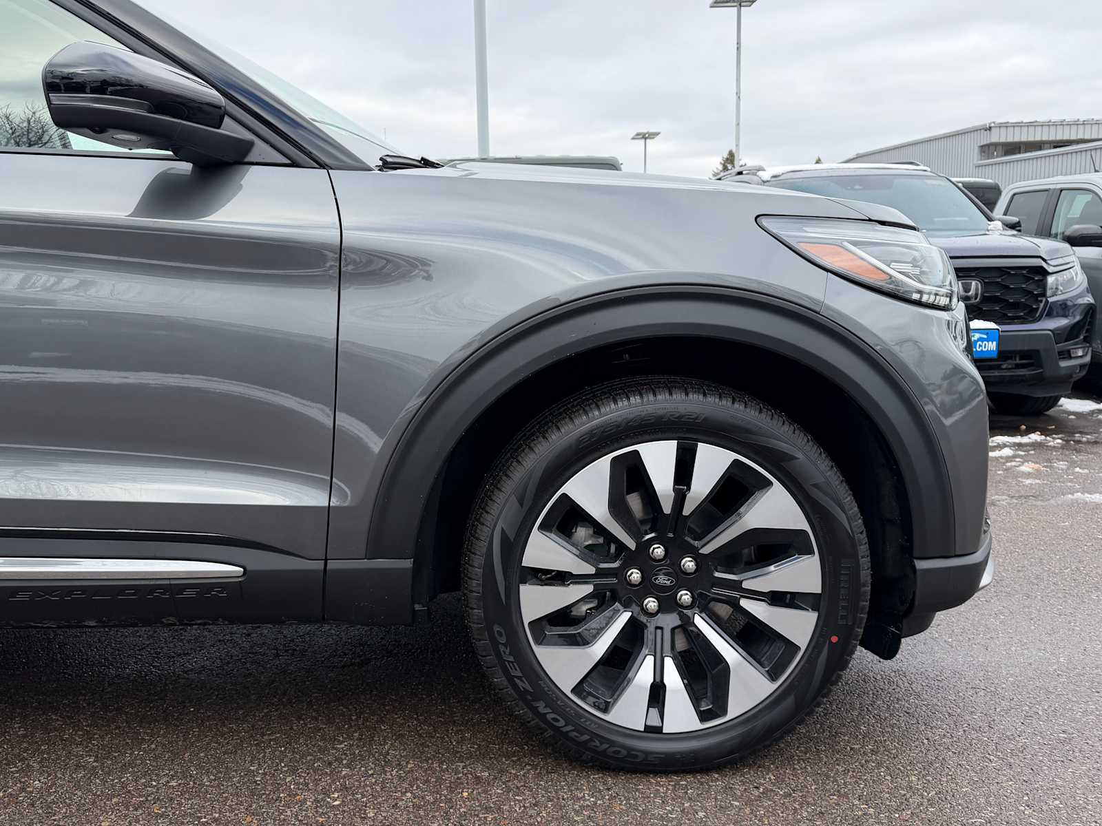 Thumbnail: 2026 Ford Explorer - 5