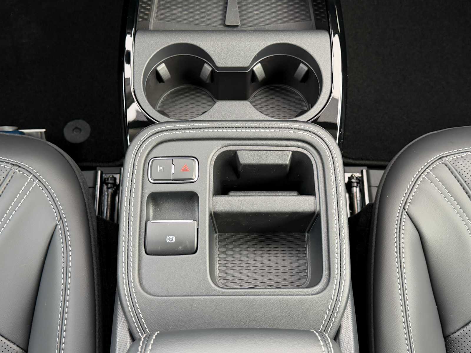 Thumbnail: 2025 Ford Mustang Mach-E - 19