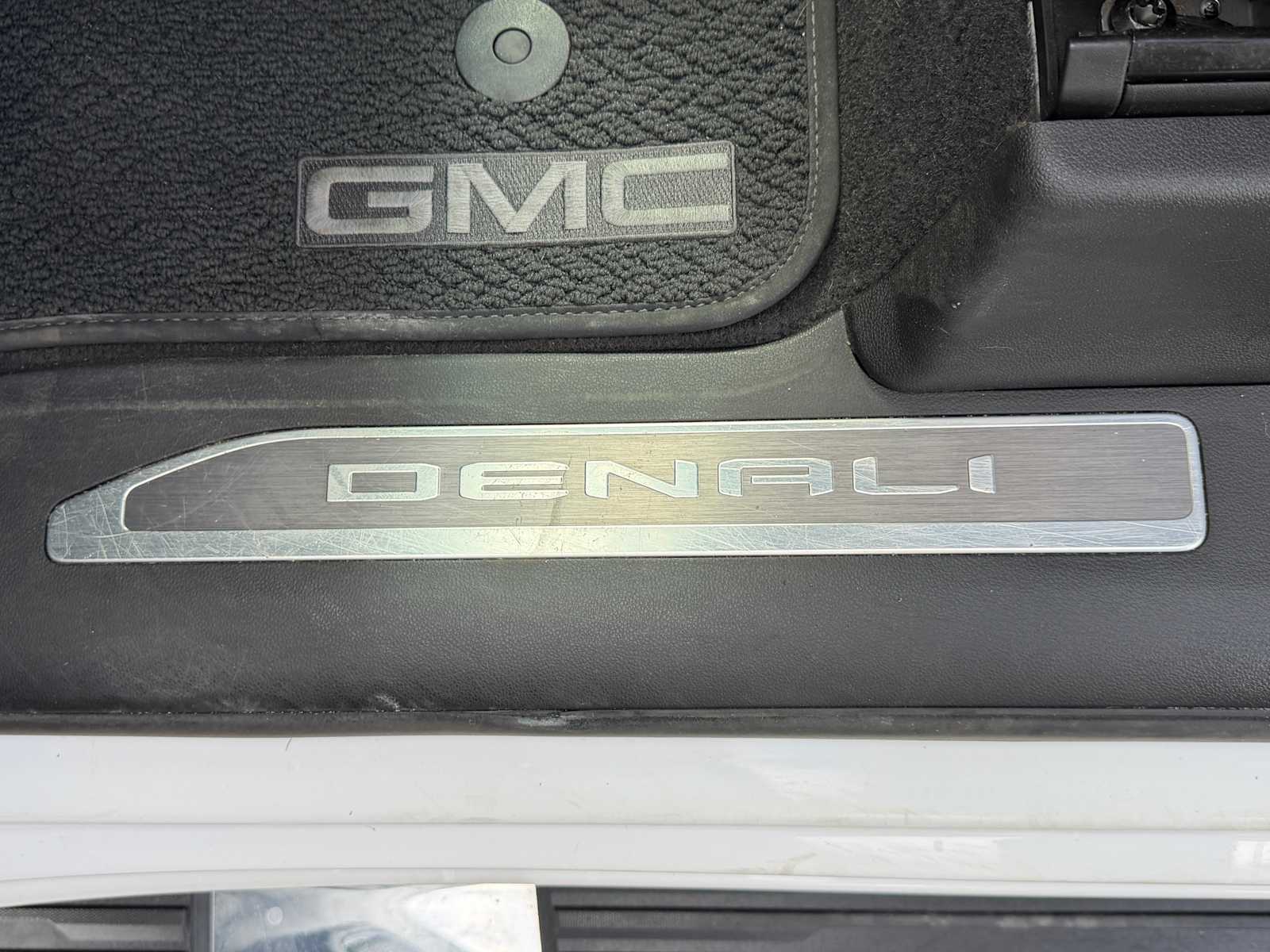 Thumbnail: 2020 GMC Sierra 1500 - 11