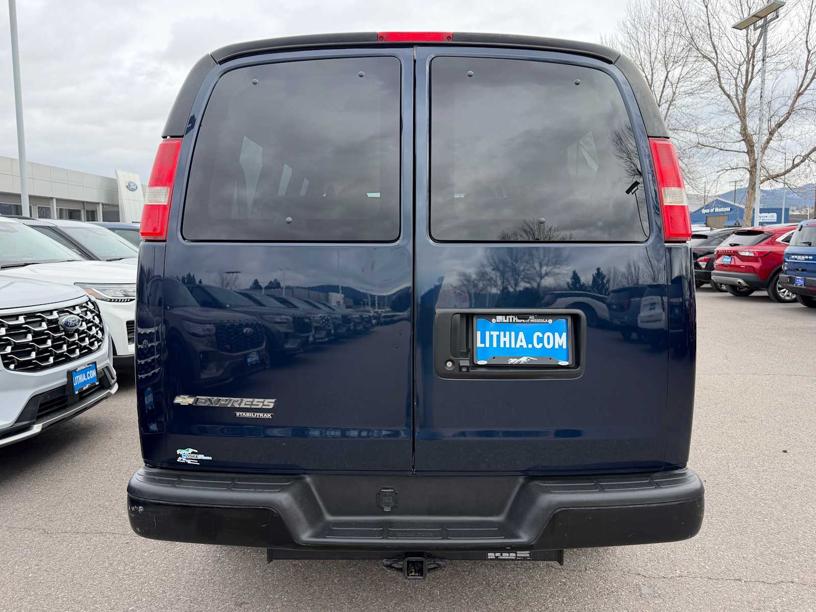 Thumbnail: 2015 Chevrolet Express - 8