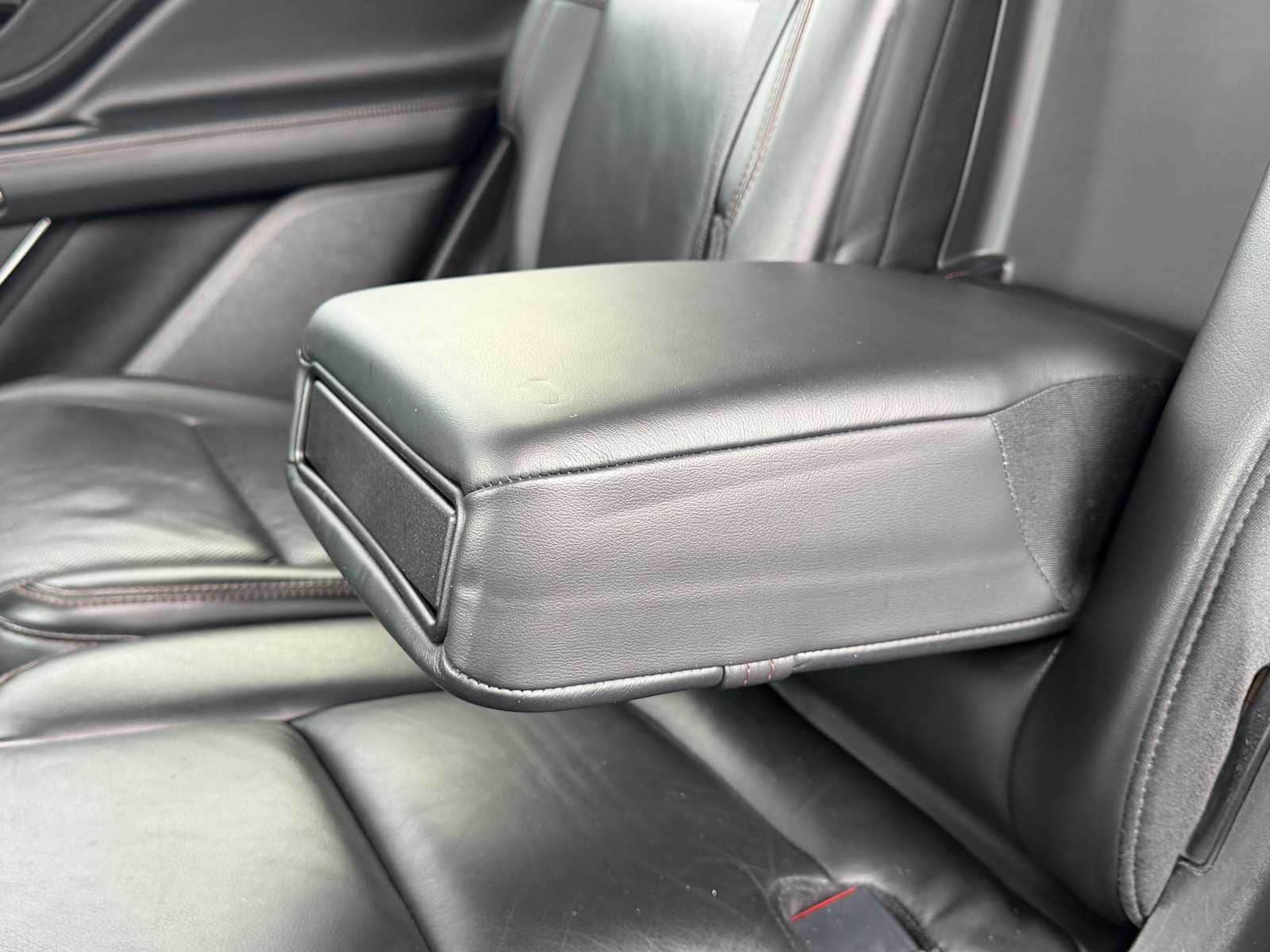 Thumbnail: 2022 Lincoln Aviator - 24