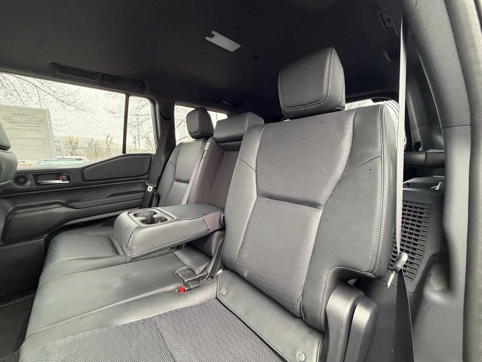 Thumbnail: 2025 Toyota Land Cruiser - 25