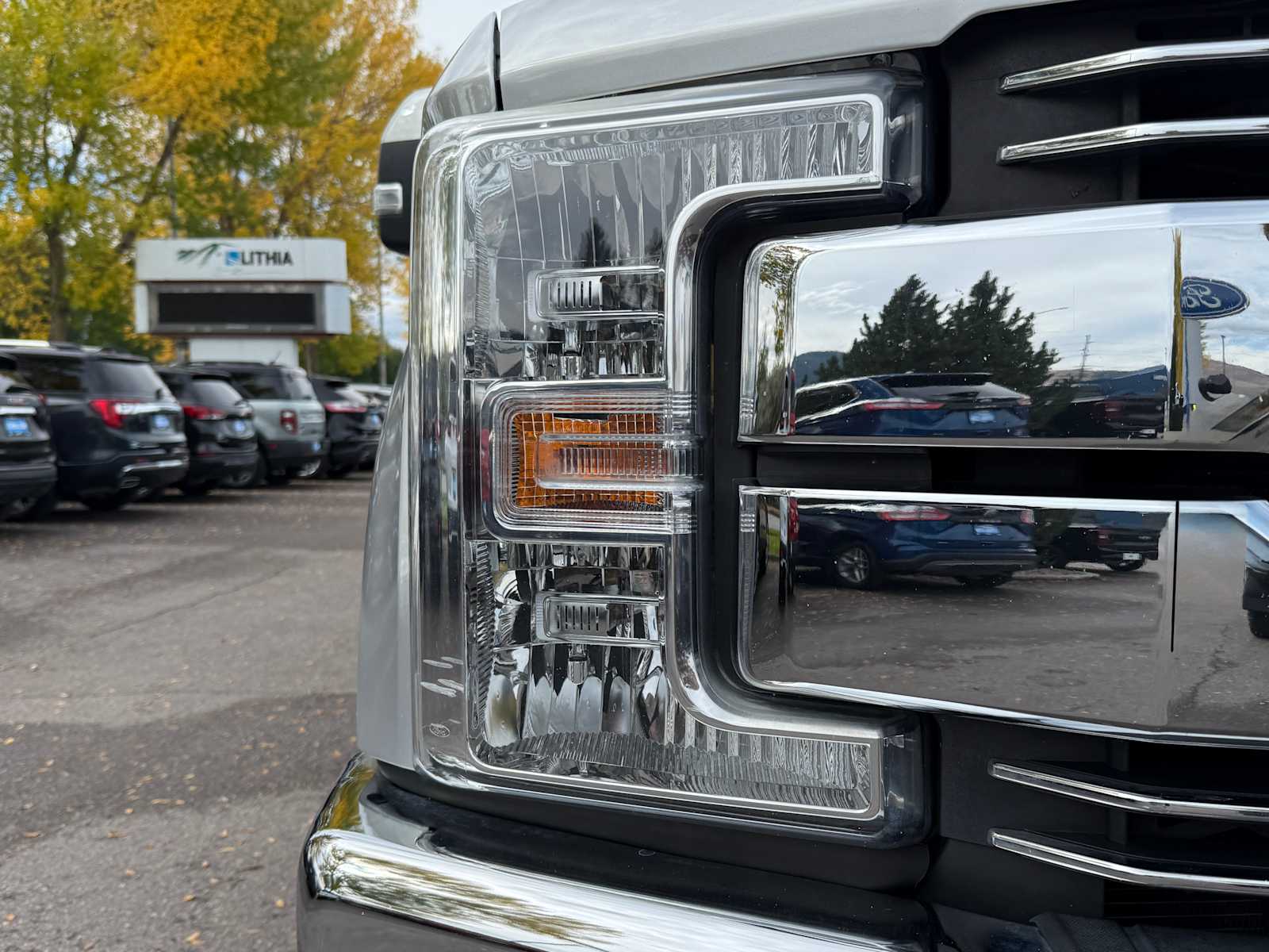 Thumbnail: 2019 Ford Econoline - 3