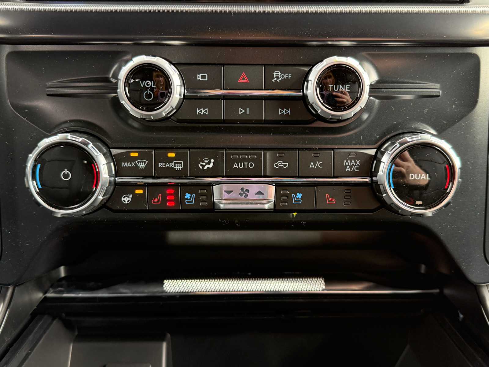 Thumbnail: 2025 Ford F-150 - 19