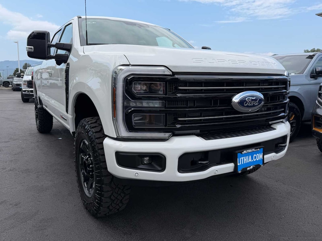 New 2026 Ford F-350 Platinum Truck Crew Cab