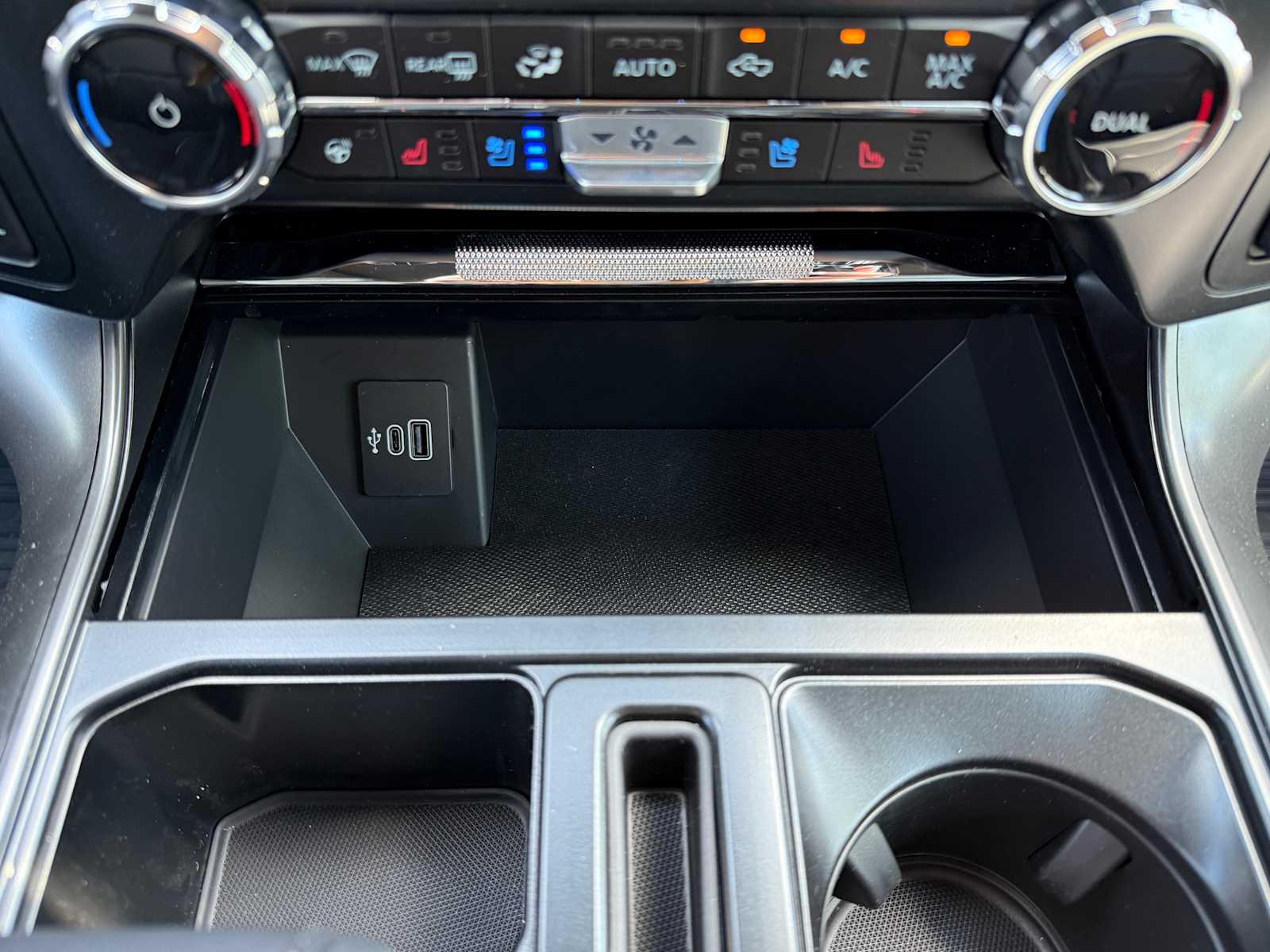 Thumbnail: 2025 Ford F-150 - 18