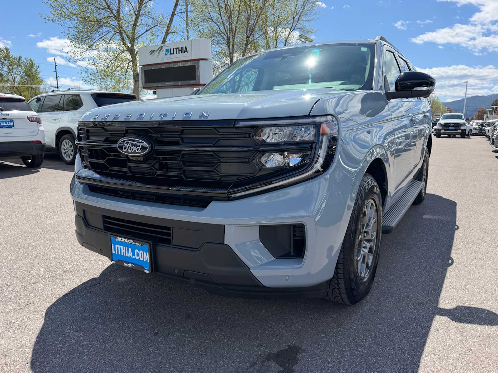 2026 Ford Expedition Active 4x4's photo