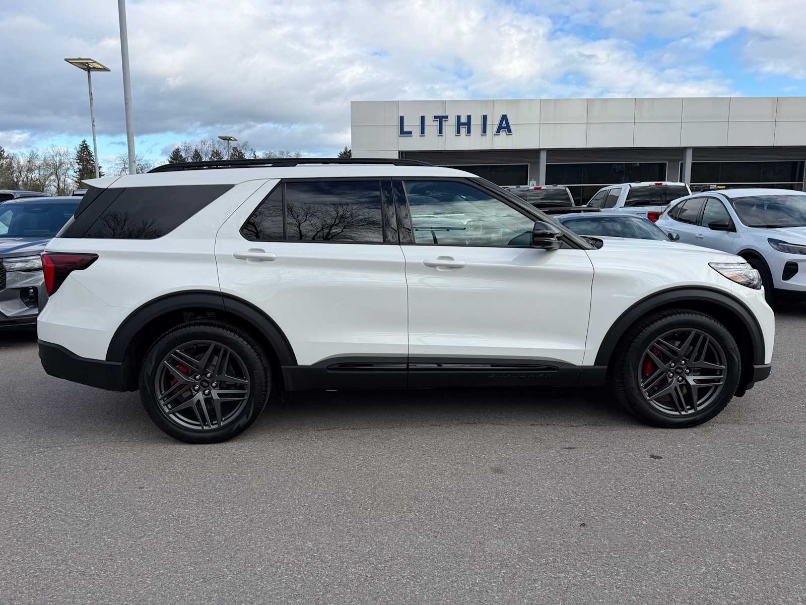 Thumbnail: 2026 Ford Explorer - 6