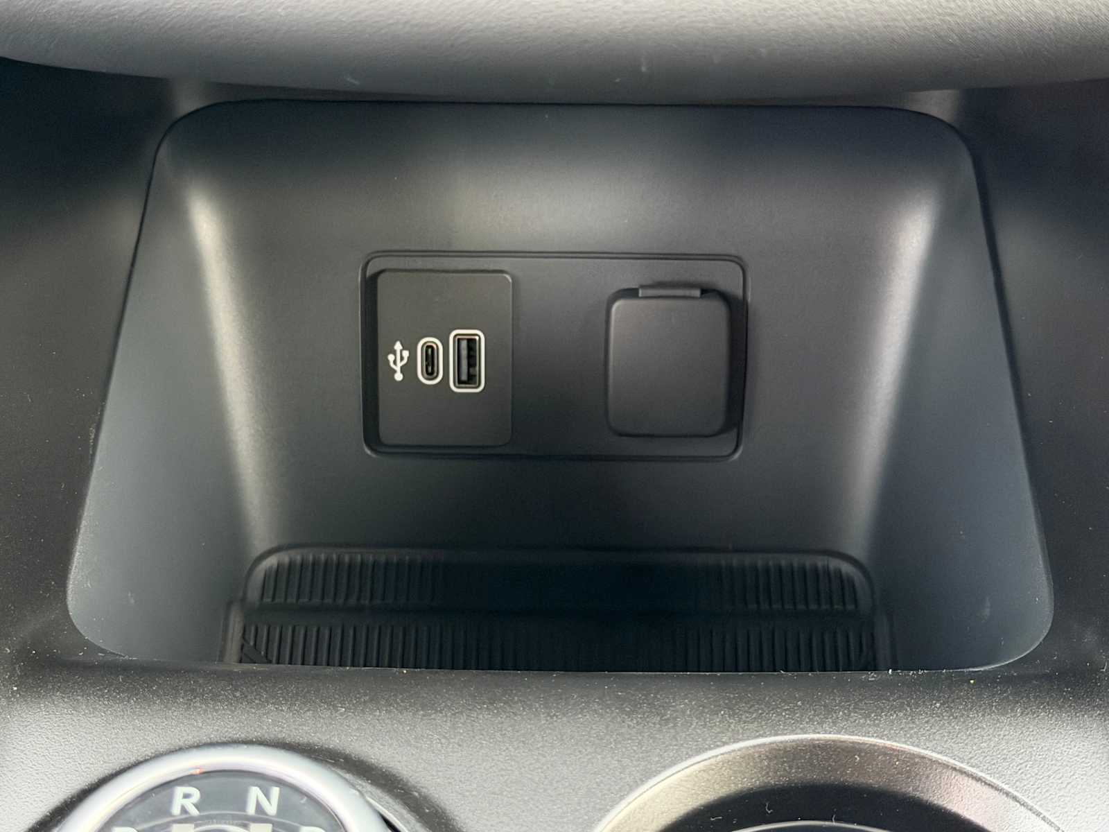 Thumbnail: 2026 Ford Explorer - 21