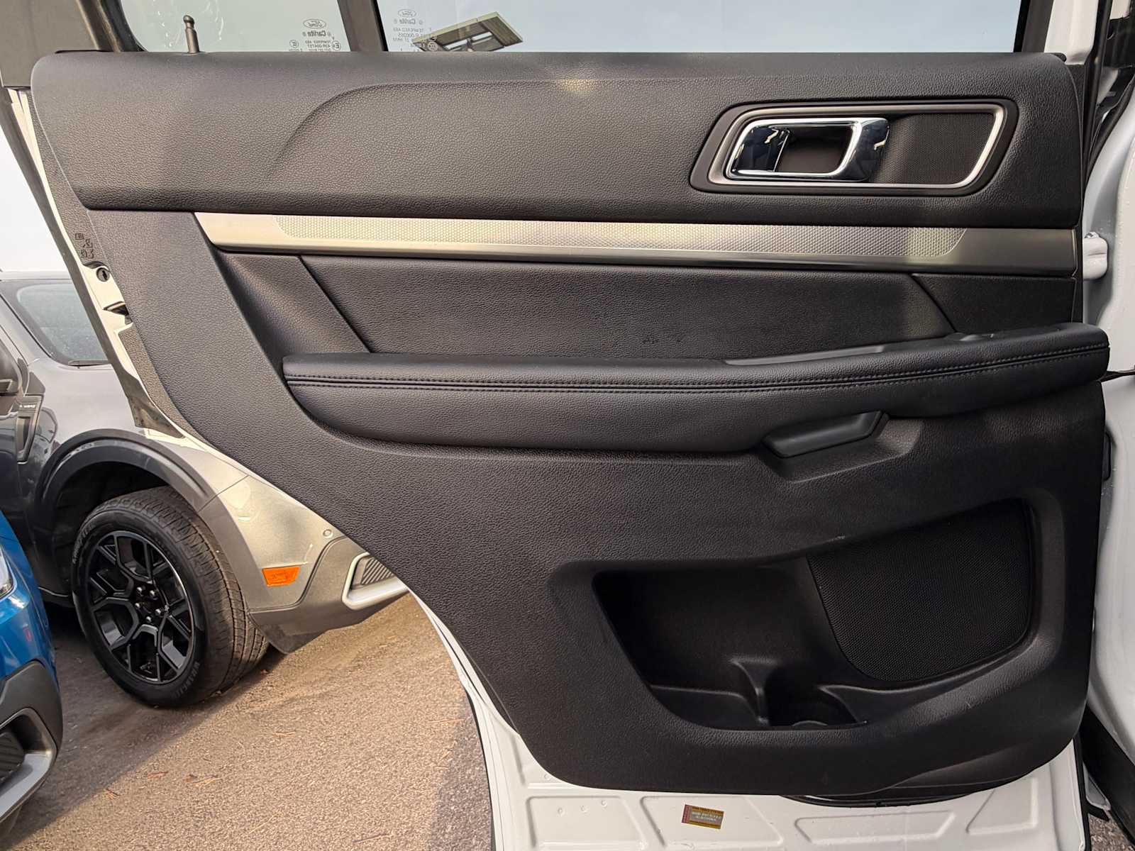 Thumbnail: 2019 Ford Explorer - 23