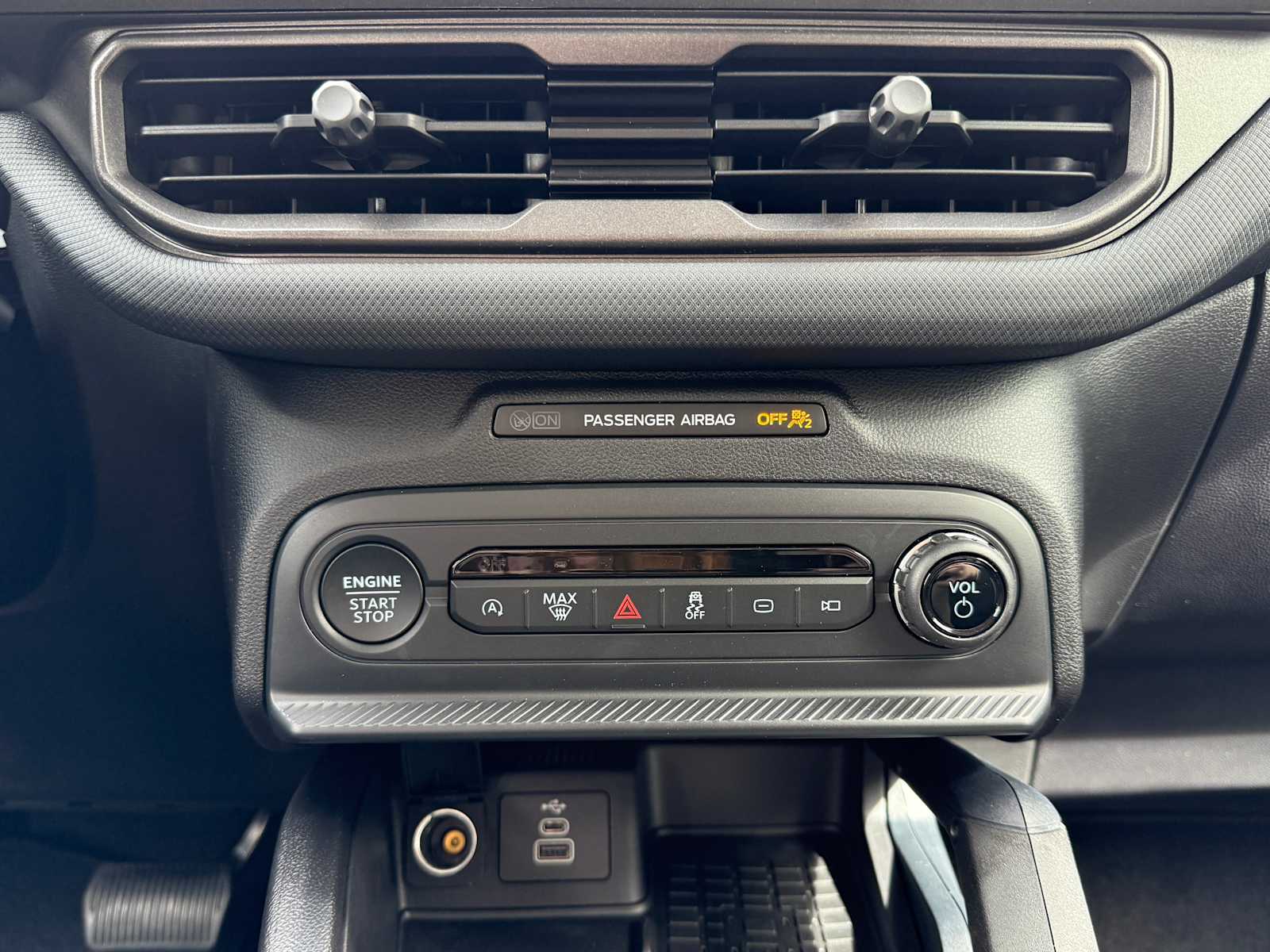 Thumbnail: 2025 Ford Bronco Sport - 19