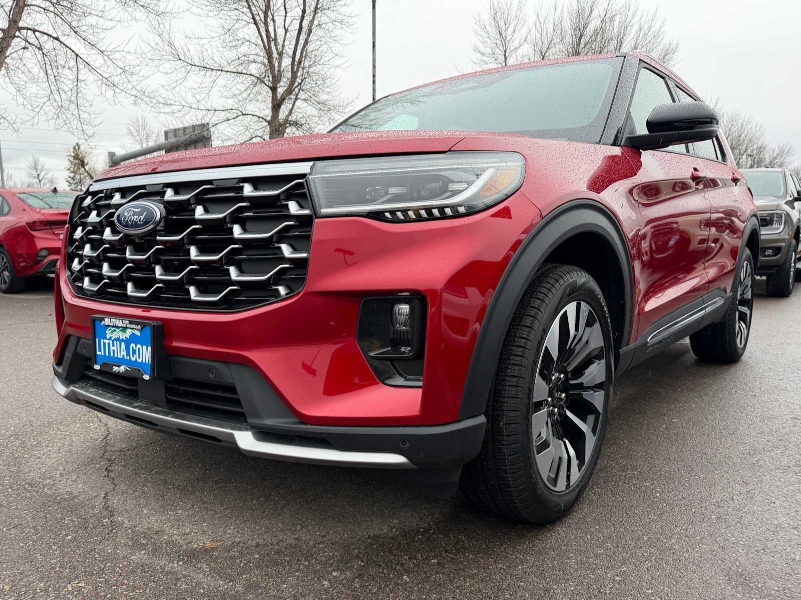 2026 Ford Explorer Platinum's photo