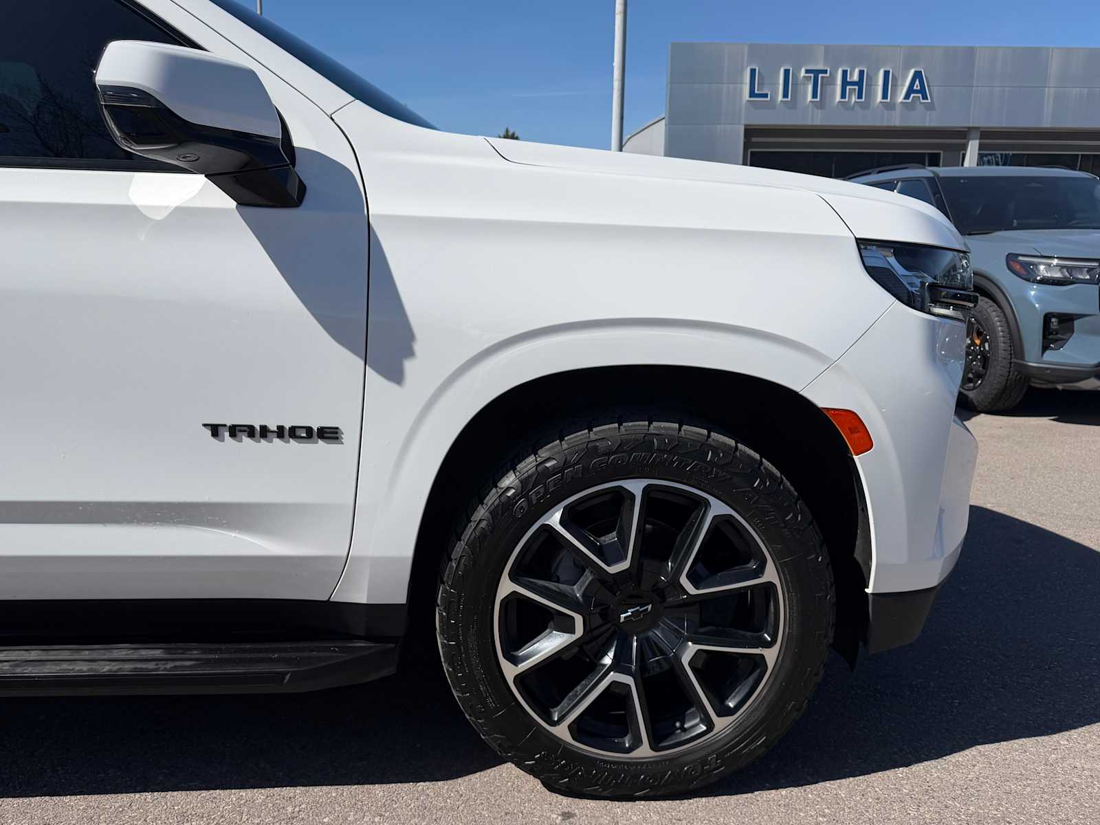 Thumbnail: 2023 Chevrolet Tahoe - 5