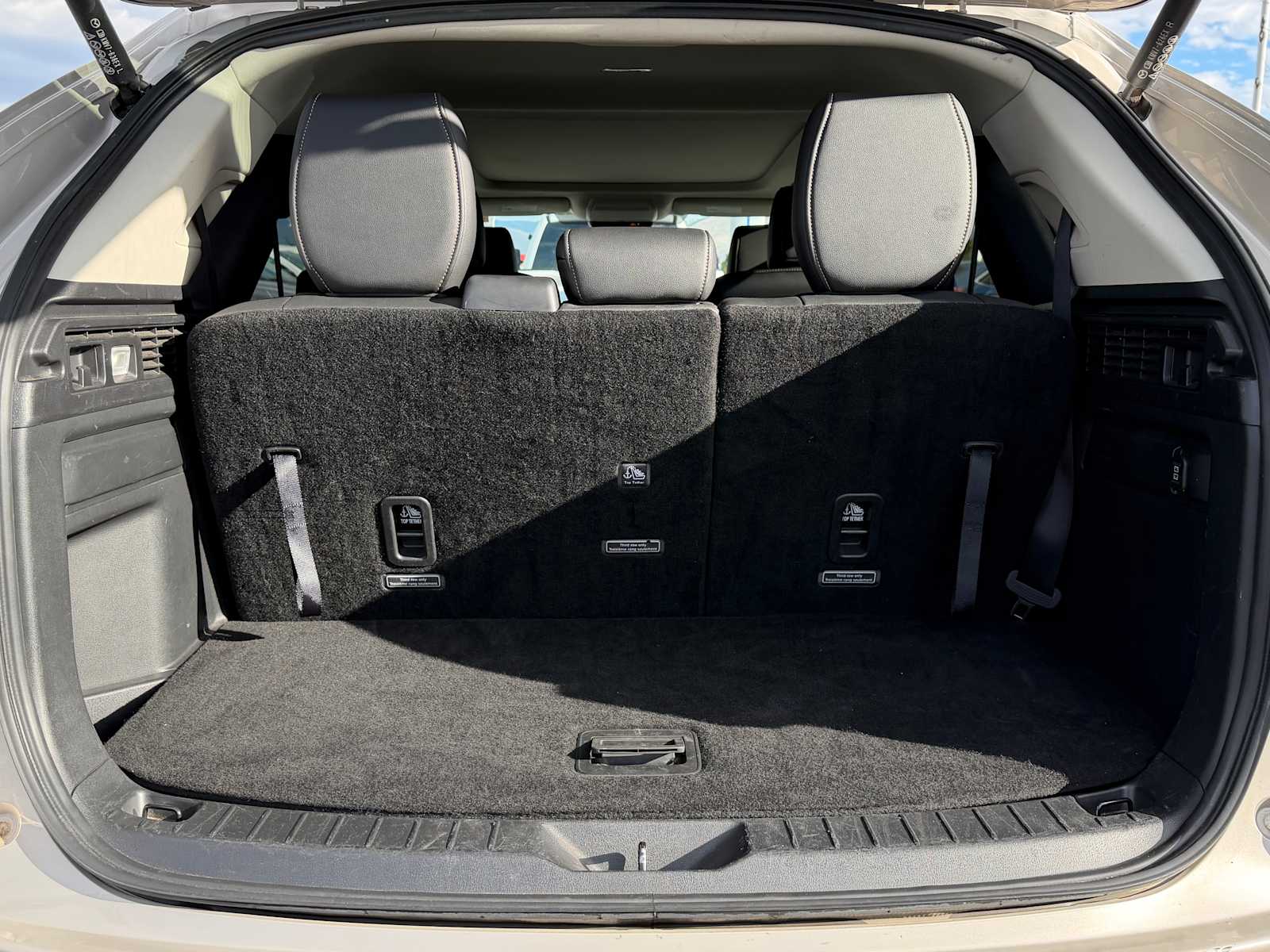 Thumbnail: 2024 Mazda CX-90 - 10