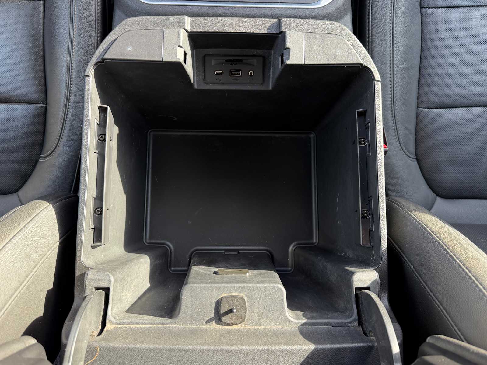 Thumbnail: 2020 GMC Sierra 1500 - 25