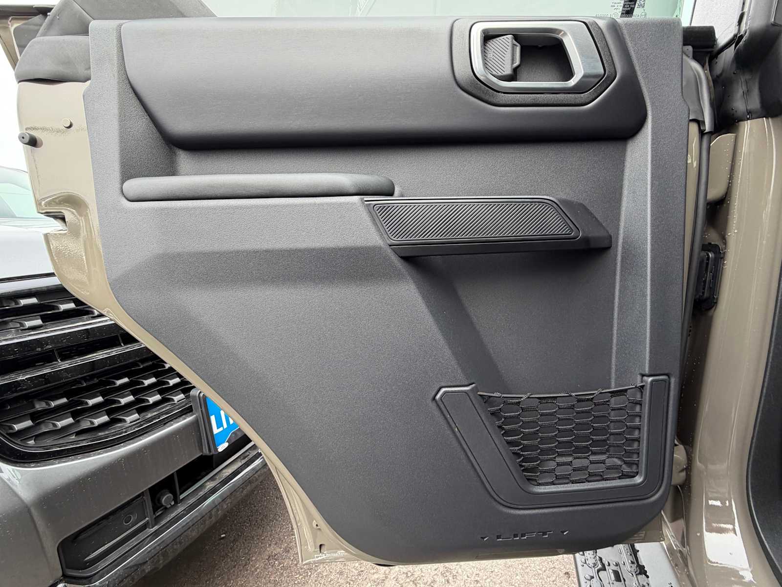 Thumbnail: 2025 Ford Bronco - 25