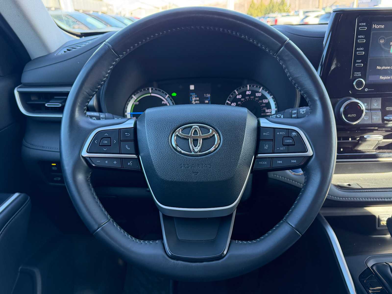 Thumbnail: 2022 Toyota Highlander - 13