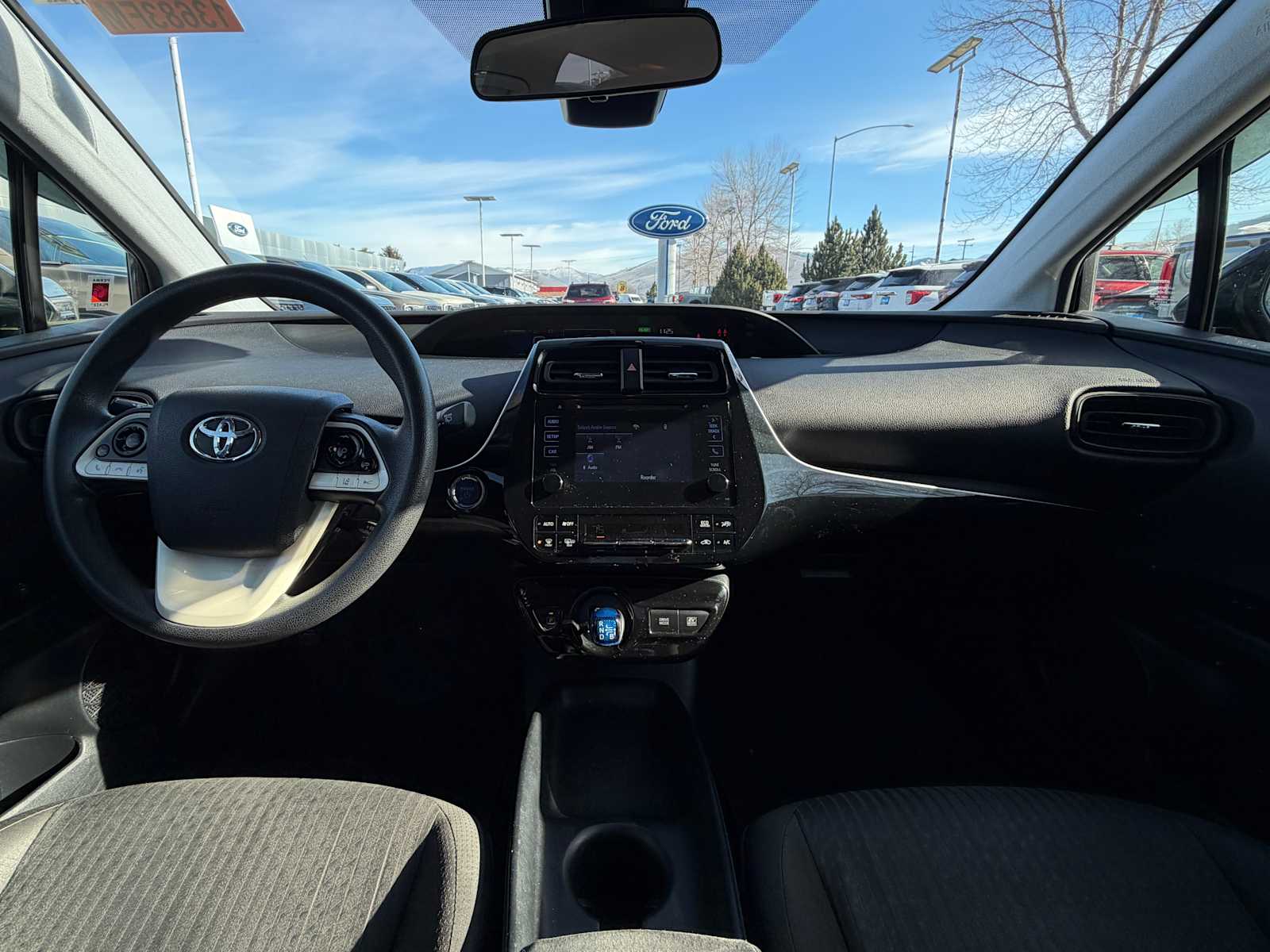 Thumbnail: 2018 Toyota Prius - 29