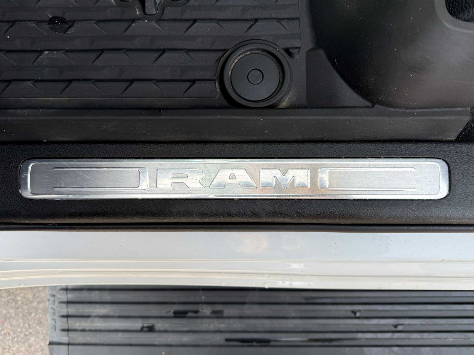 Thumbnail: 2020 RAM 1500 - 10