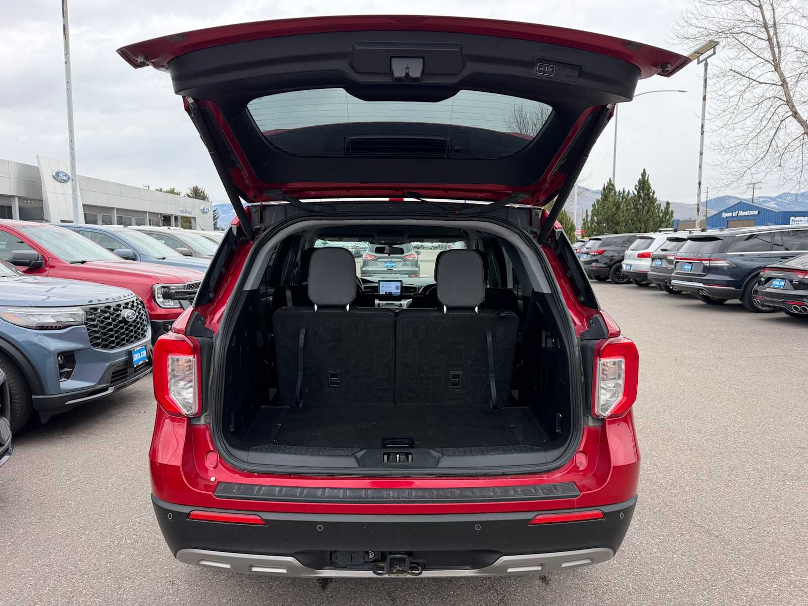 Thumbnail: 2020 Ford Explorer - 9