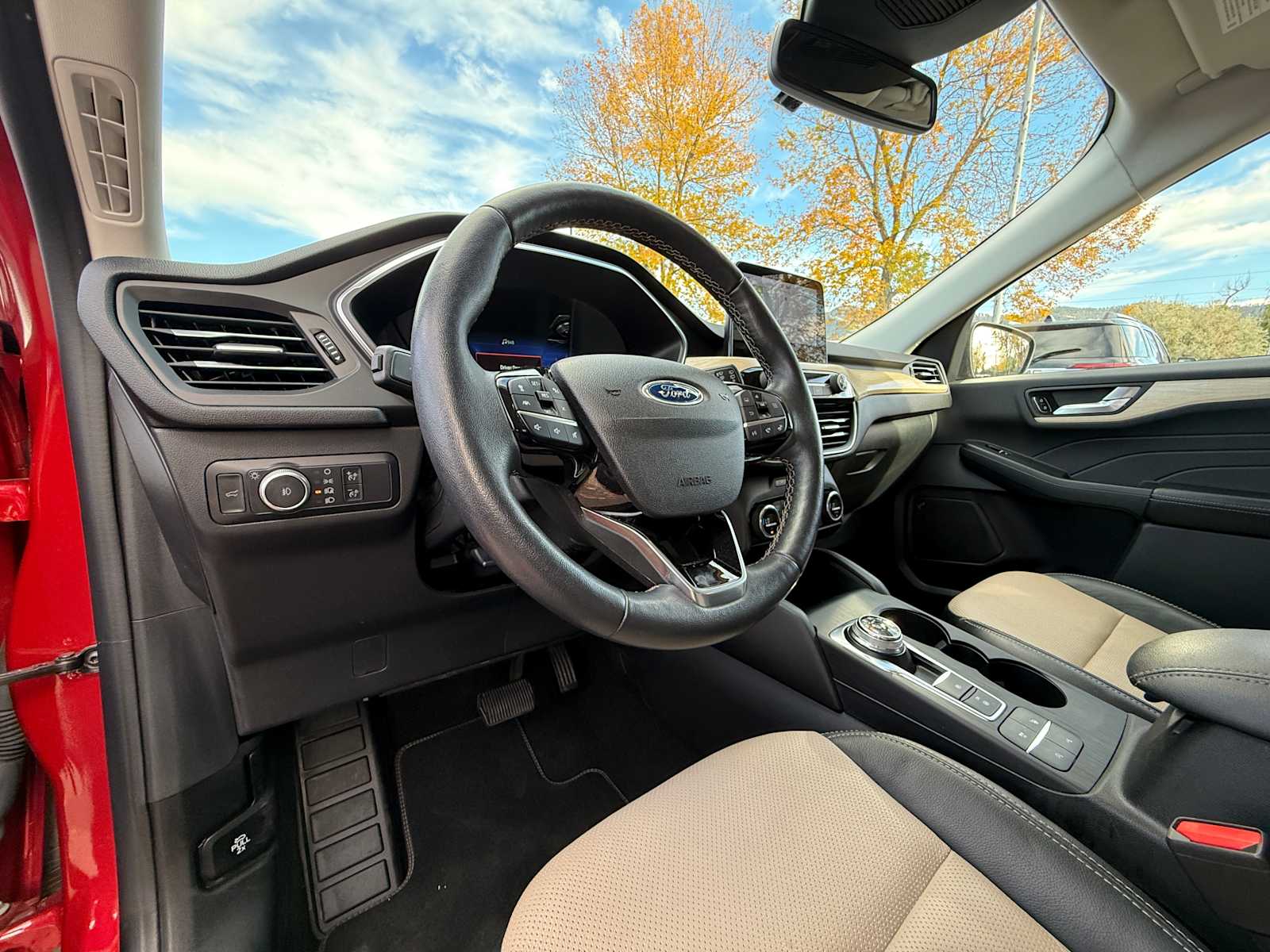 Thumbnail: 2021 Ford Escape - 12