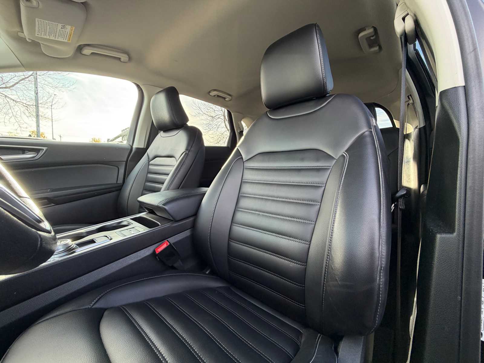 Thumbnail: 2022 Ford Edge - 11