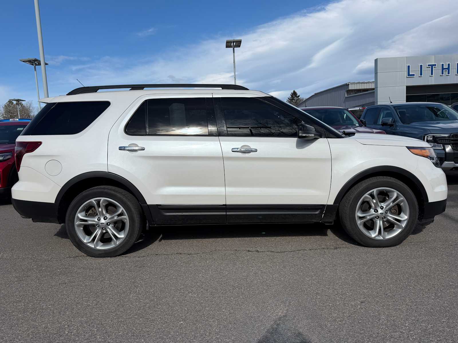 Thumbnail: 2014 Ford Explorer - 6