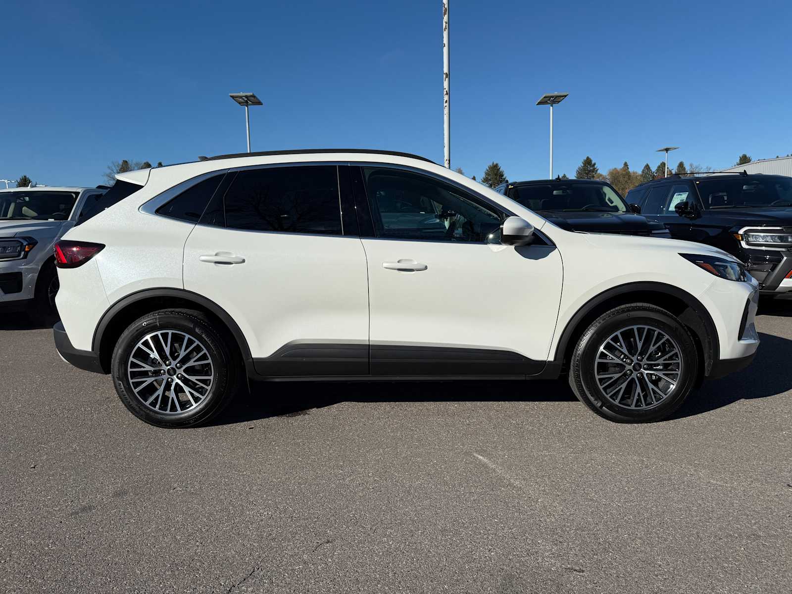 Thumbnail: 2025 Ford Escape - 6