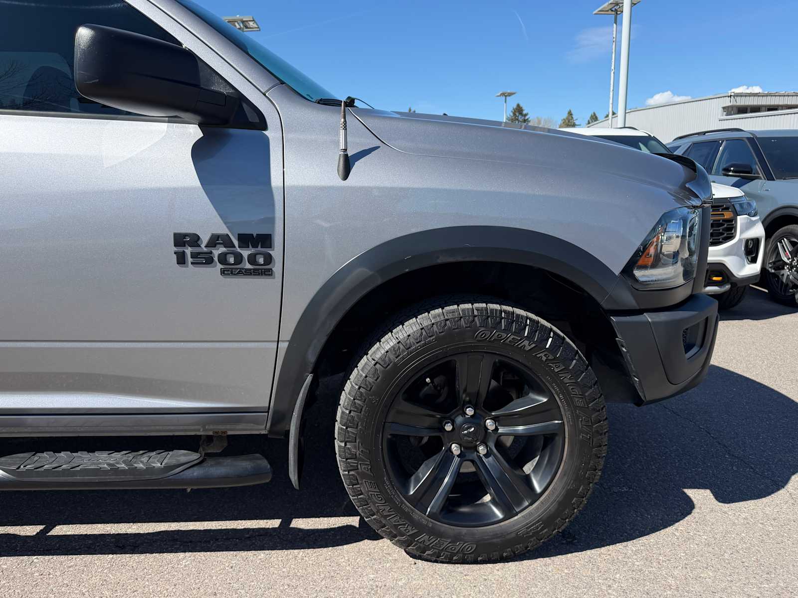 Thumbnail: 2021 RAM 1500 Classic - 5