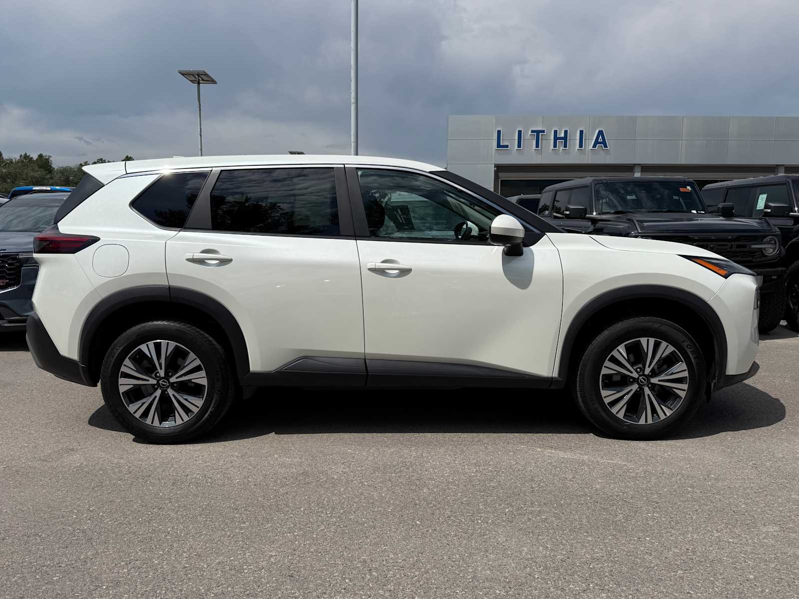 Thumbnail: 2023 Nissan Rogue - 6