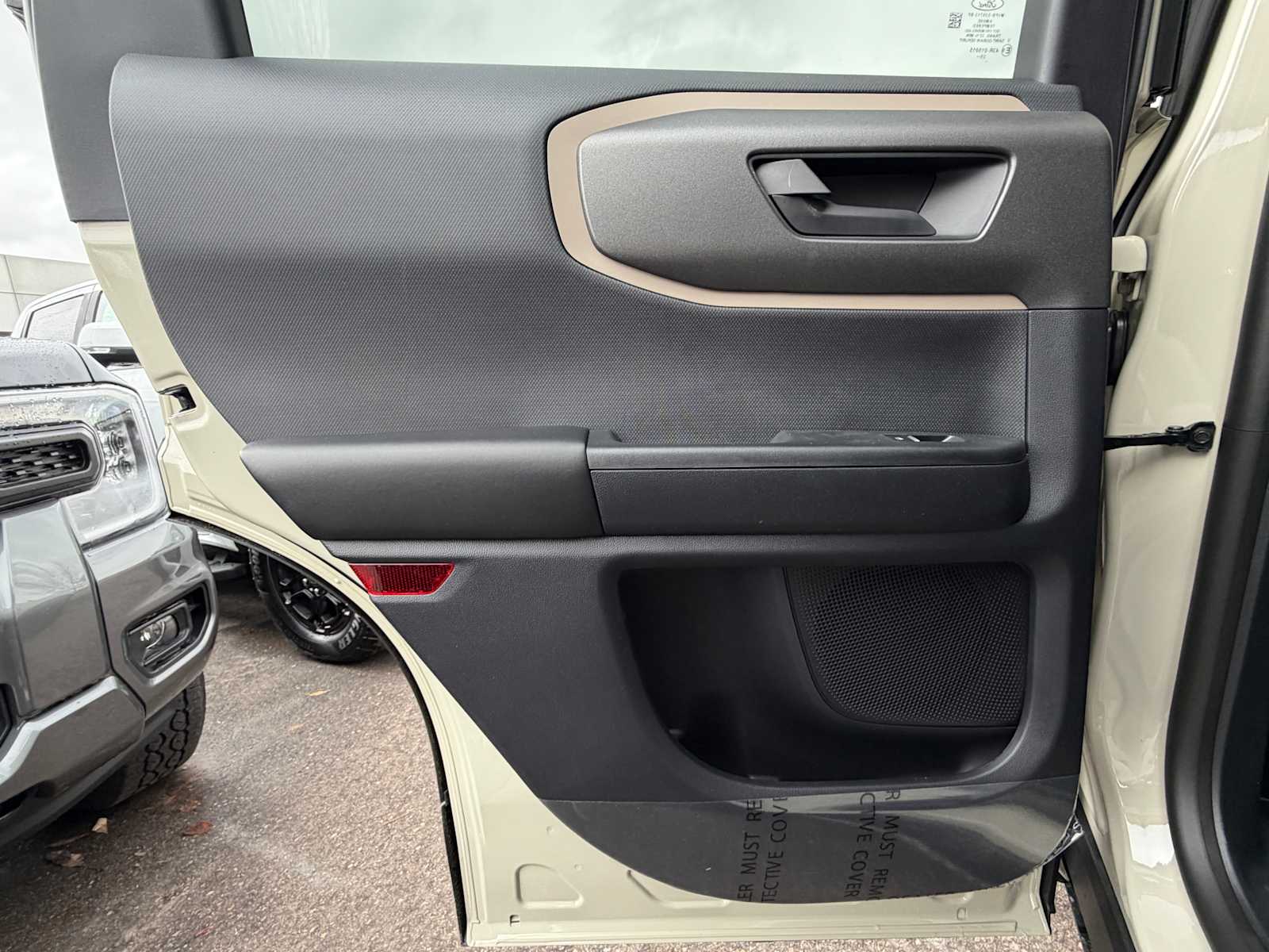 Thumbnail: 2025 Ford Bronco Sport - 23