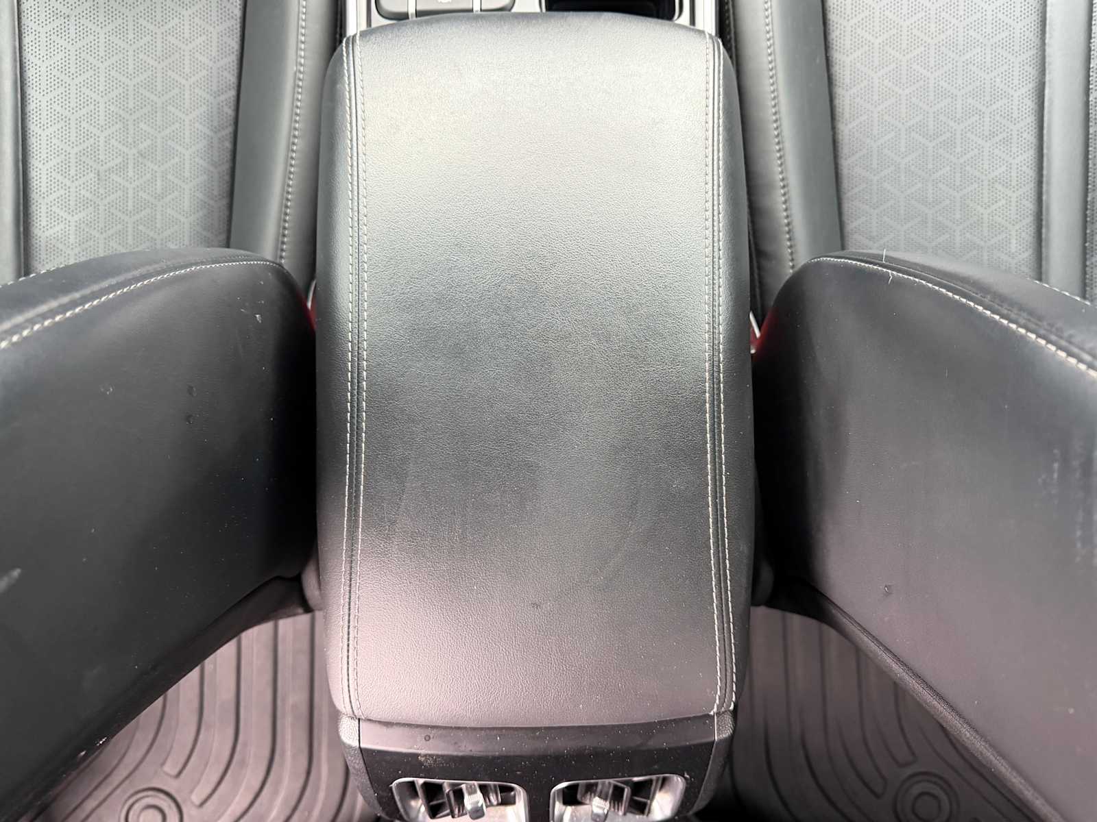 Thumbnail: 2023 Kia Sorento - 20